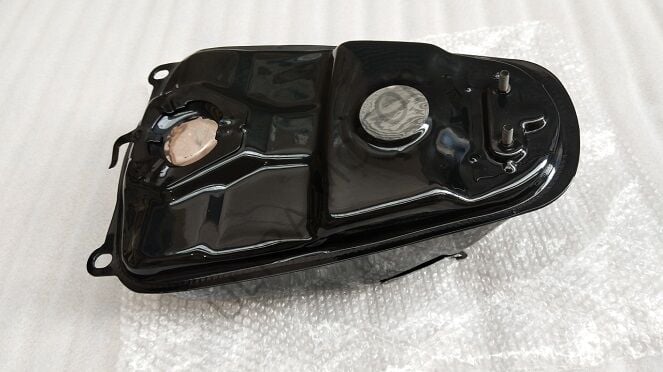 CUP 100 Benzin Deposu (Kalın Saçlı)